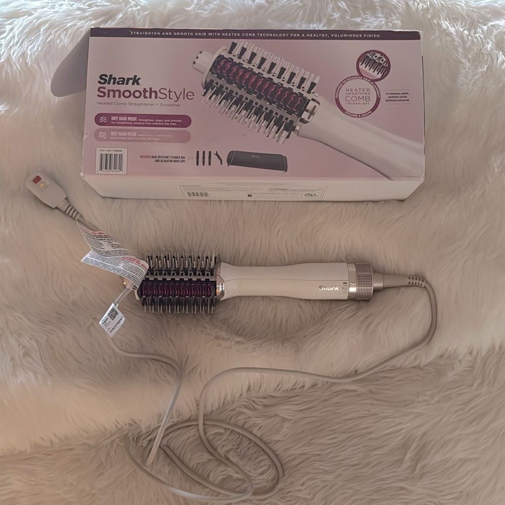 Shark hair styler